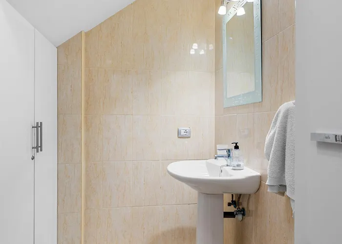 شقة Mar Penthouse Duplex بالم مار